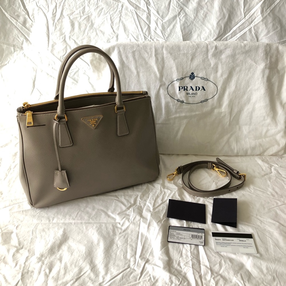 Prada  Saffiano Lux-Med Double Zip Tote - Argilla